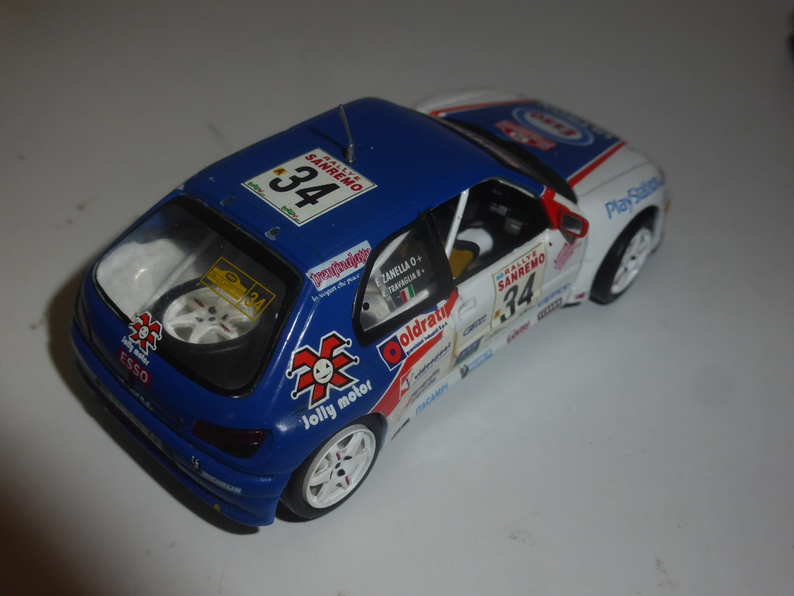 Bild 8 von 13