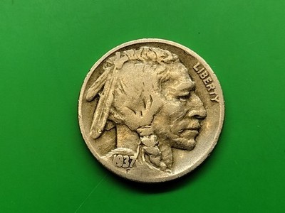 1937 D Buffalo Nickel. Full Date. 17m Minted. 1 Coin
