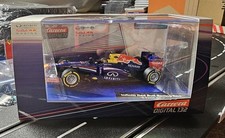 Carrera Digital 132 30693 Infinti Red Bull F1 "S.Vettel" No. 1