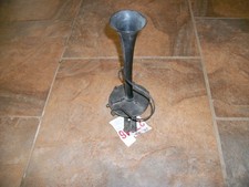 Vintage Cadillac Car Horn Plastic And Metal Vintage Cadillac Car Horn Plastic And Metal
