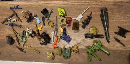 Vintage 1980s DAMAGED Broken Parts Arah WEAPONS & ACCESSORY LOT  Gi Joe 50 Pcs