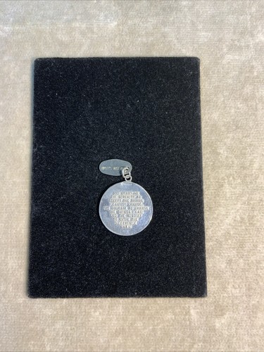 Sterling Silver Christian Praying Hands Serenity Prayer Medal / Pendant - Bild 11 von 14