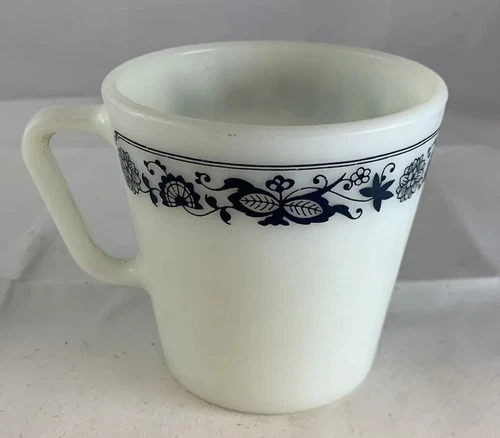 Pyrex Blue Onion Coffee Mug Old Town 1410 Cup Milk Glass Corelle Pattern Vintage