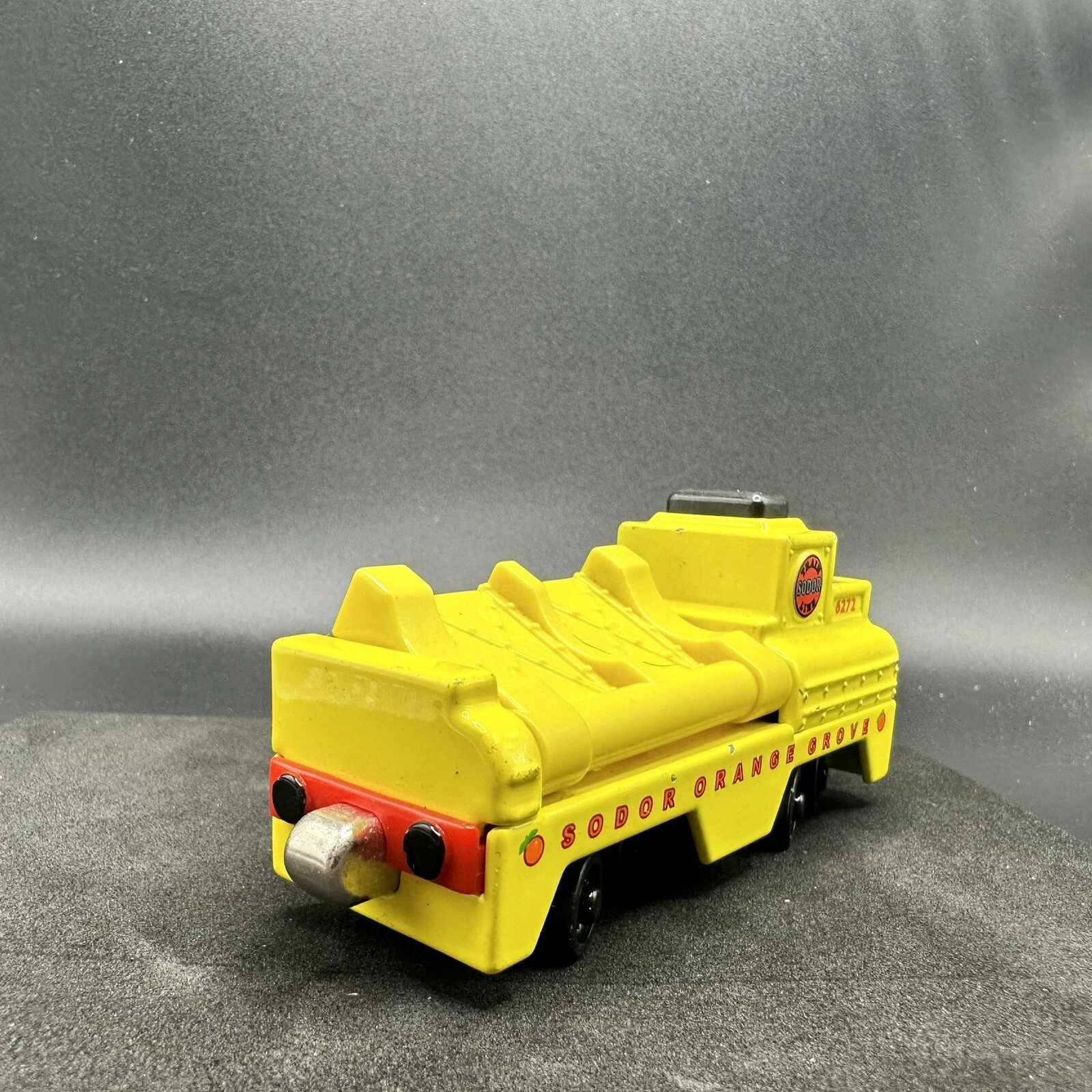  thomas & friends take n play metal sodor grove car 2003 