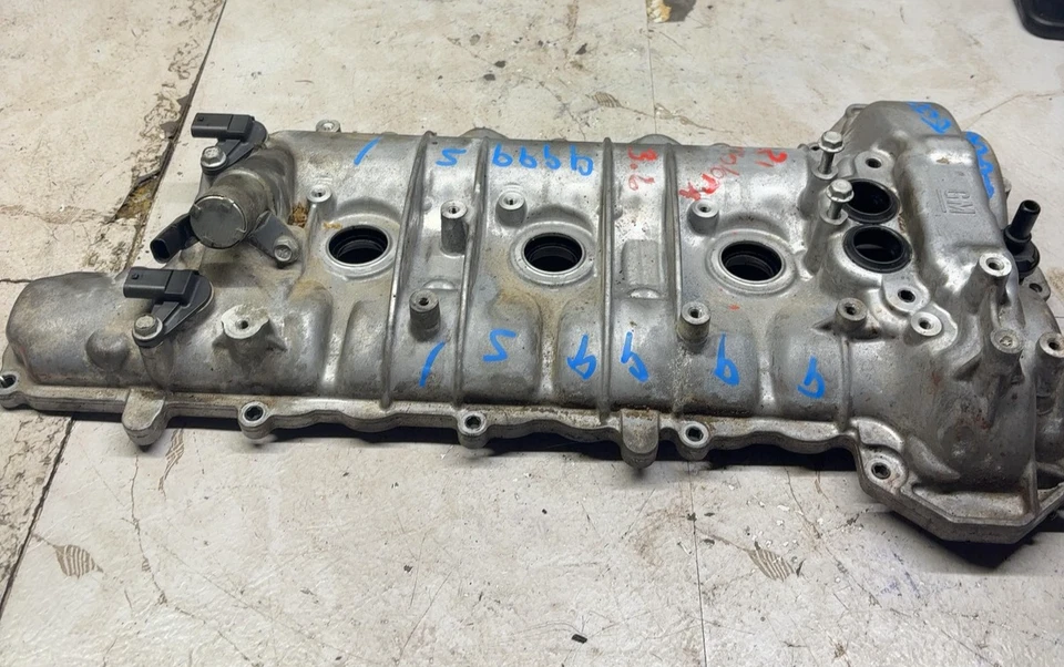 2017-2023 ACADIA 17-22 COLORADO CANYON 3.6L Passenger Right Valve Cover Assembly - Image 4 of 4