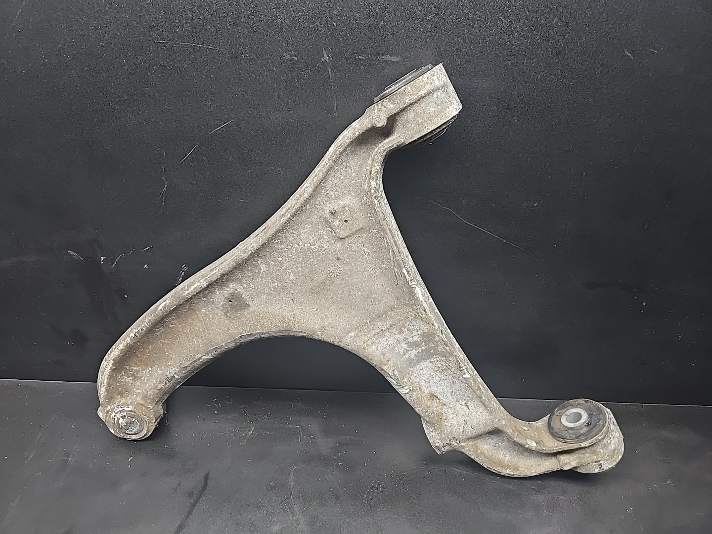05-08 MASERATI QUATTROPORTE M139 REAR RIGHT LOWER CONTROL ARM 203157 OEM