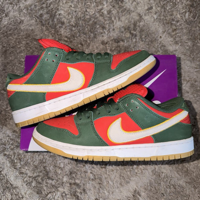 Used Nike SB Dunk Low Pro Green Gum Sole Men s US 9