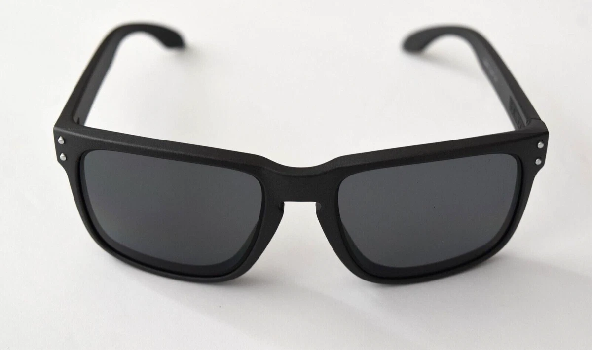 Oakley Holbrook Sunglasses 57MM Matte Black Frame/Warm Grey Lens : Clothing, Shoes & Jewelry