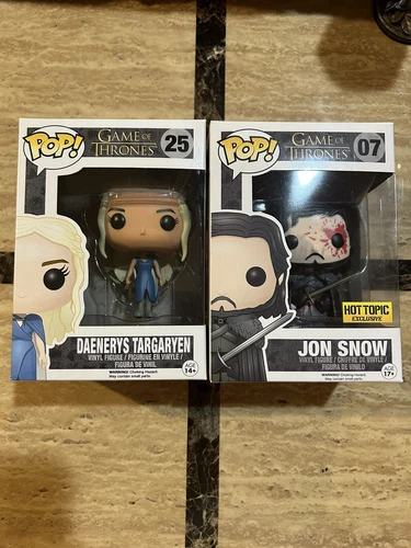 Funko Pop! Vinyl: Game of Thrones - Jon Snow (Bloody) 07 Daenerys Targaryen 25