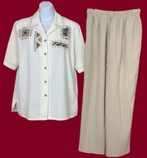 ALFRED DUNNER KORET Size 12 2-Piece Beige White Tribal Blouse Pants Suit Set