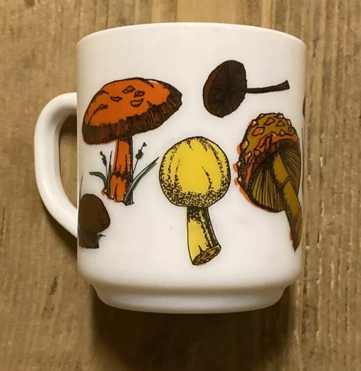 Vintage Mushroom Coffee Cup Mug Milk Glass R. Carman White Arcopal France 10oz