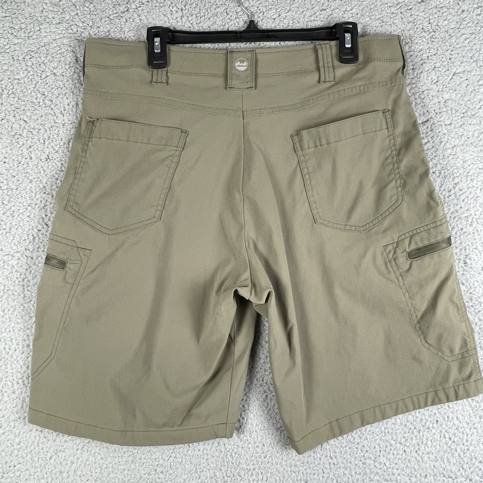 Wrangler Mens Size 36 Tan Nylon Spandex Shorts Zip Pocket Fishing