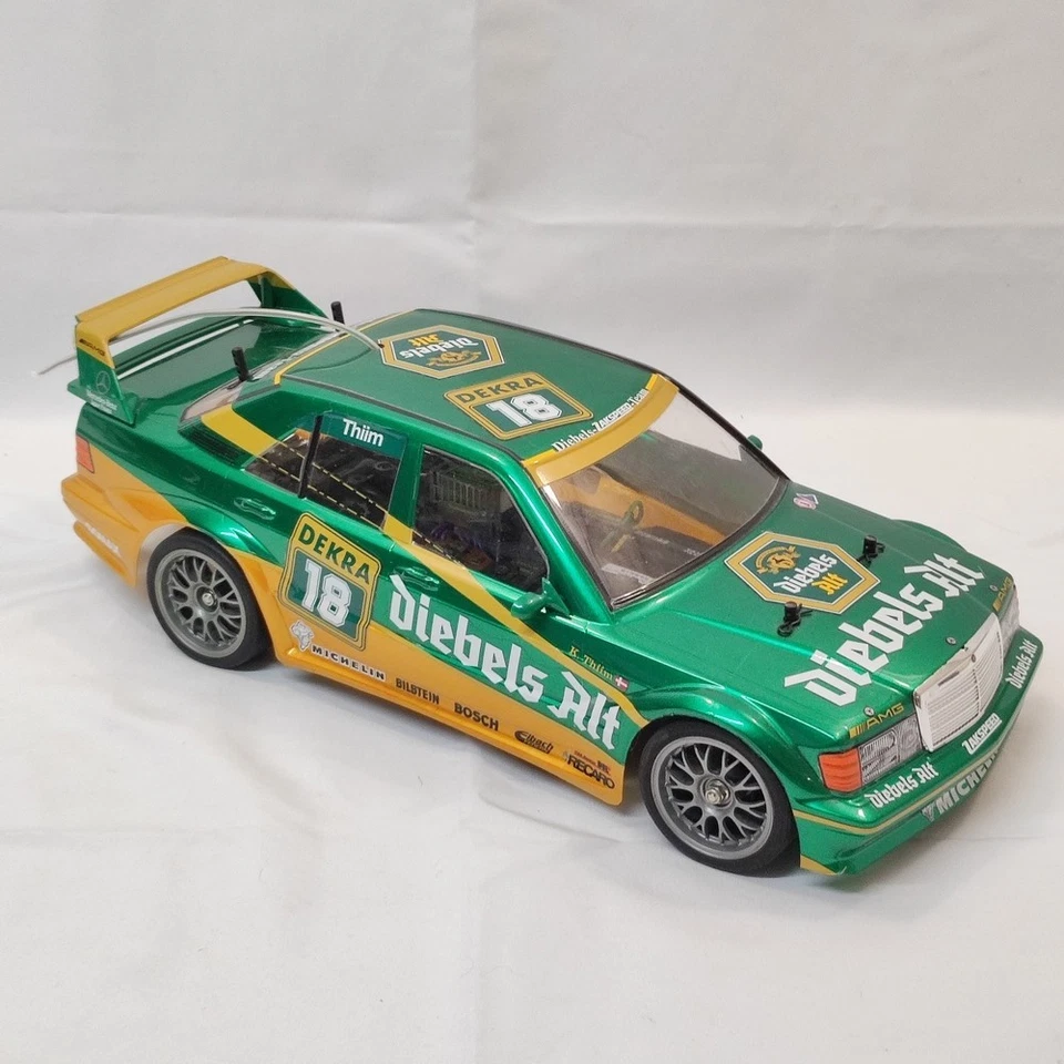 Modello auto Tamiya anni 90 restaurata anni 90 sc. 1/10 con motore - Immagine 2 di 4