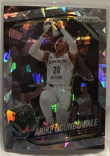 ‘25 Panini Prizm WNBA #73 Arike Ogunbowale Cracked Ice Dallas Wings