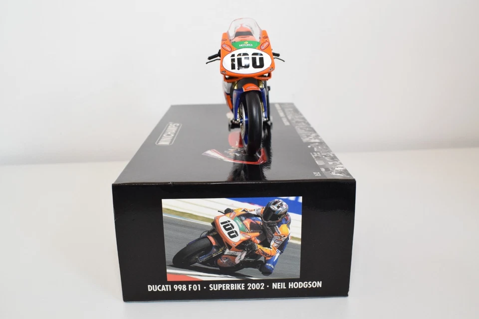 B81 1:12 MINICHAMPS 122 021200 DUCATI 998 F 01 WSB 2002 HODGSON TEAM HM PLANT MB - Immagine 4 di 4
