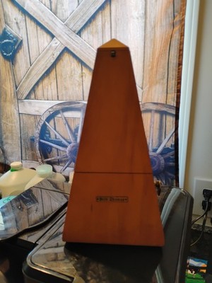 Vintage Seth Thomas Metronome Working Condition Wind Up Wood Pyramid 9''