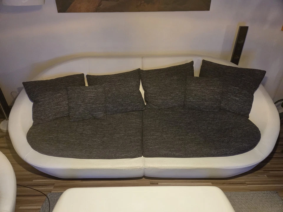 Loungecouch | Megasofa | Weiß-grau | mit Kissen | Guter Zustand!! - Bild 2 von 4