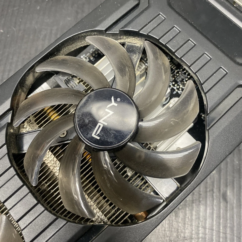 PNY GeForce GTX 1060 3GB GDDR5 Graphics Card (VCGGTX10603PB) - Image 3 of 4