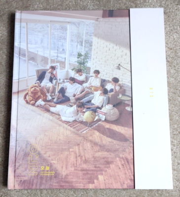 2018 BTS Exhibition Book Photobook 7photos Sticker Gift Tracking
