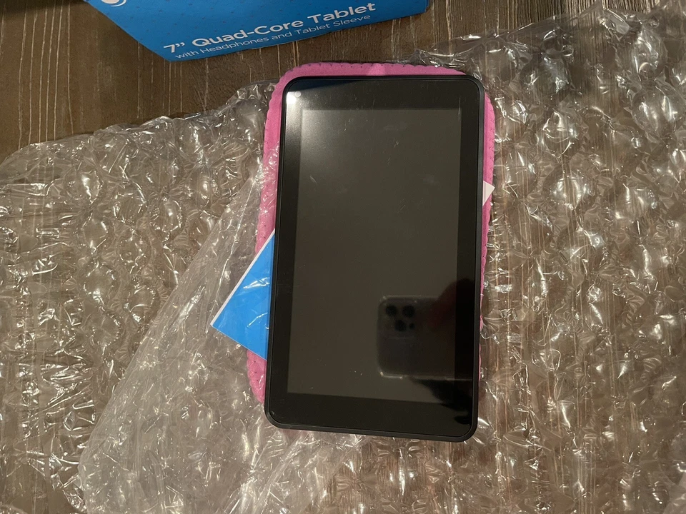 Ematic EGQ373 16GB, Wi-Fi, 7in - Pink Brand new - Image 4 of 4