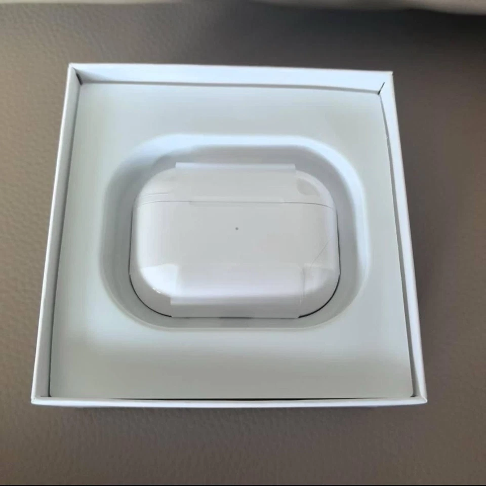 Apple AirPods Pro con Estuche de Carga Inalámbrico - Blanco - Imagen 2 de 4