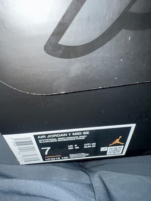 Size 7 - Air Jordan 1 SE Mid Patent Cool Grey