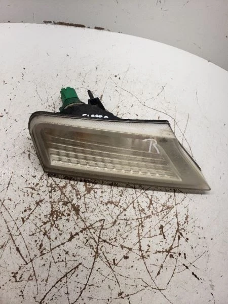 Passenger Corner/Park Light Park Lamp-turn Signal Fits 08-12 LIBERTY 1060200 - Image 2 of 4