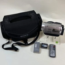 Sony DCR-DVD403 Digital HD Video Camera Recorder HDR-UX5