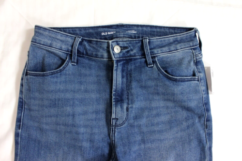 Old Navy High Rise Jeans Women's 6 X 30" Inseam - Medium Wash - NWT - Picture 4 of 5