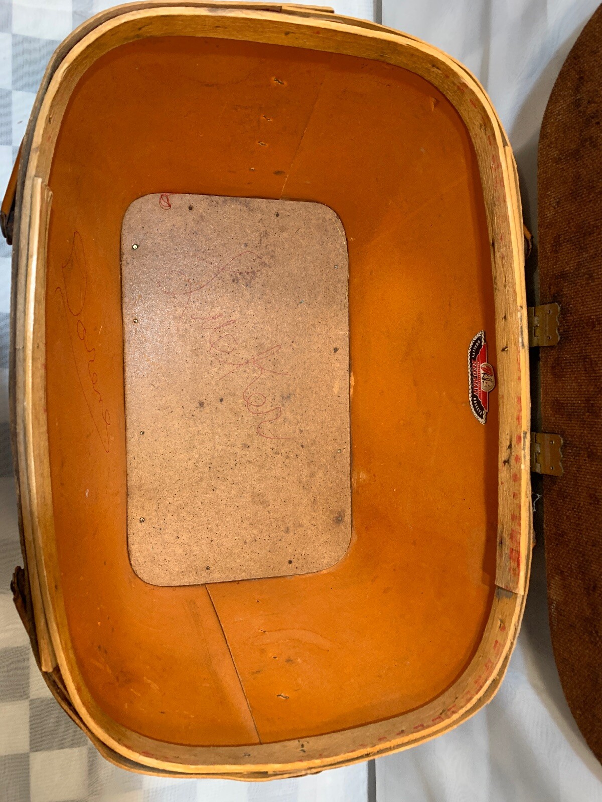 Vintage REDMAN Wicker Woven Picnic Basket Peru Indiana Made in USA 18