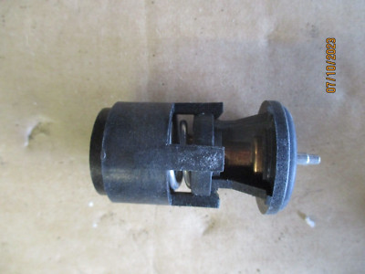 VW Audi Skoda Seat Thermostat Kühlwasserthermostat 87° QTH422 NEU