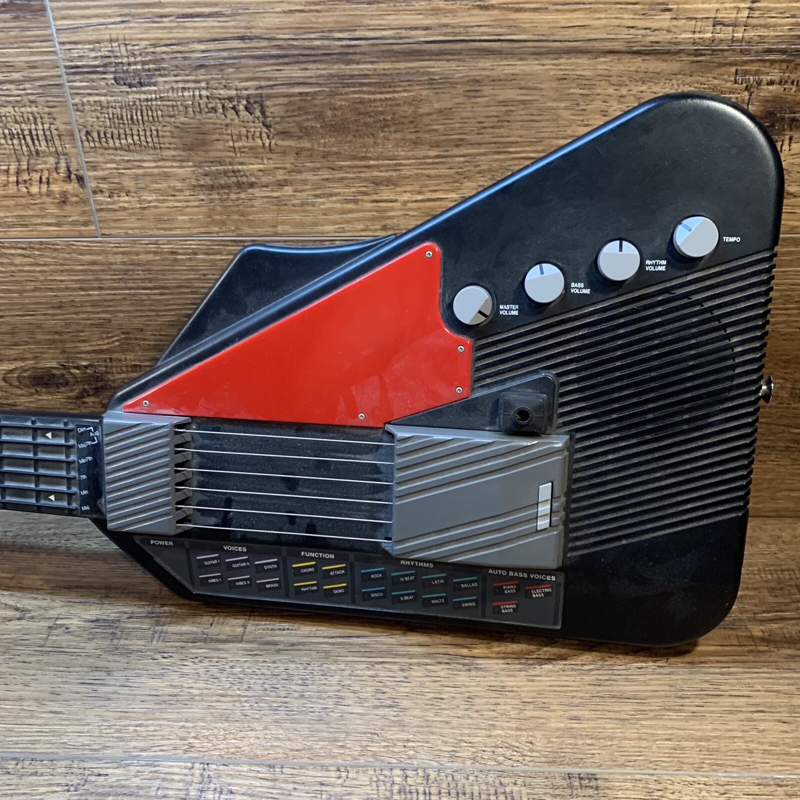 Untested Vtg Suzuki Unisynth XG1 Electronic Guitar Whammy Bar Missing