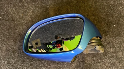 VW BEETLE  DRIVER SIDE DOOR MIRROR 1C1857507E  GLASS 1C1857521E