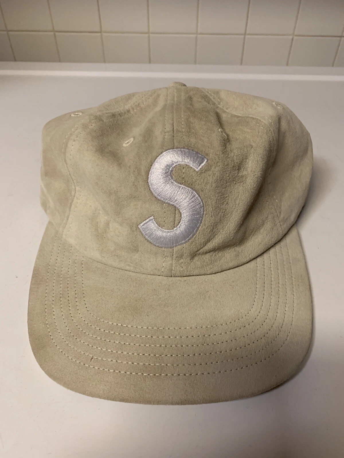 Chapeau logo Supreme F/W 2016 daim S 6 panneaux blanc