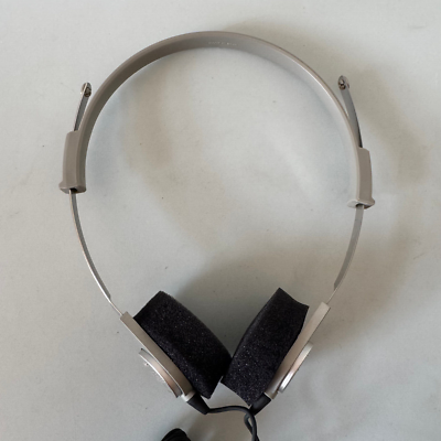 SONY MDR-3L2 Dynamic Stereo Headphones for TPS-L2 Walkman Boxed