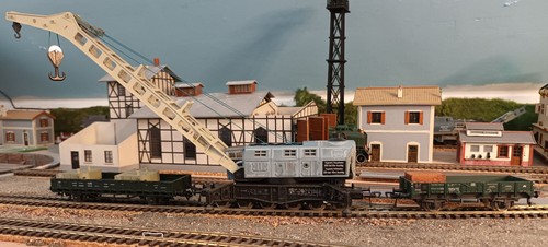 FLEISCHMANN-Wagon grue avec deux wagons plats ref 5595-5202-5596 HO | Zustand: Occasion