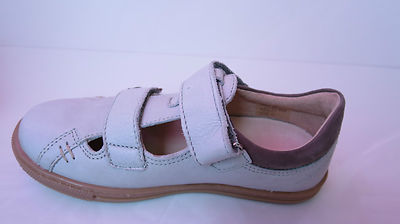 ASTER LEDER HALBSCHUHE GR. FR31 HELLGRAU