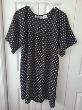 Urban Outfitters Vasia Black White Floral Shift Mini Dress Women’s Small