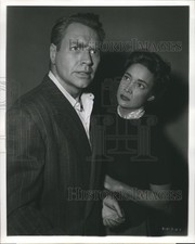 Press Photo Joy Page and Lyle Bettger Star in Explosion - nox06449