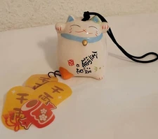 mobile wind chime cat lucky necko ceramic porcelain bell blue white handmade