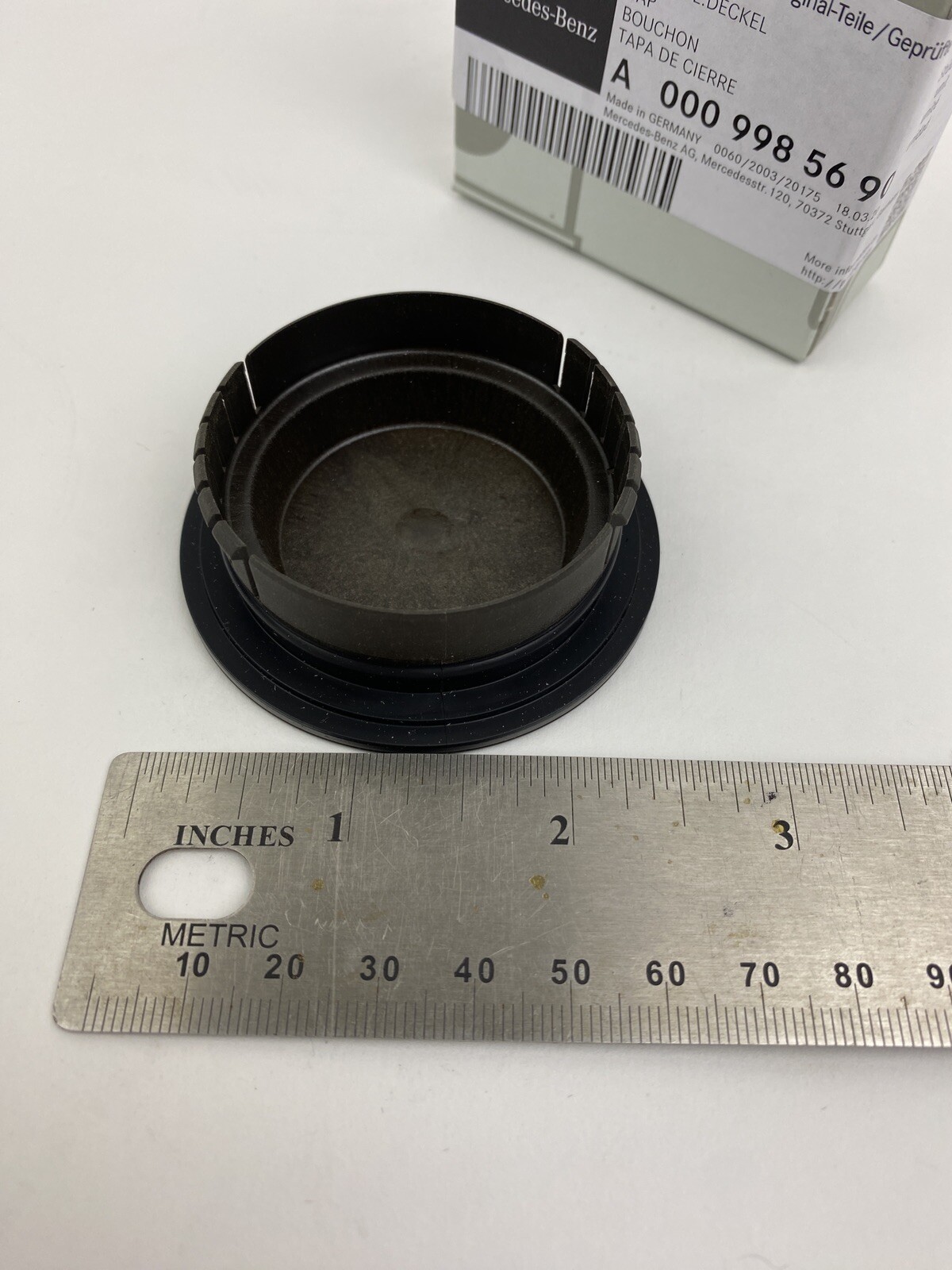 Genuine MercedesBenz OEM Engine Camshaft Expansion Plug 0009985690