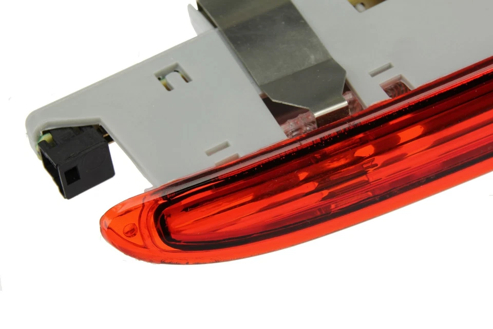 Luz de freno central de montaje alto para Mercedes-Benz ML550 2008-2011 EURO 2009 2010 Foto 4 de 4