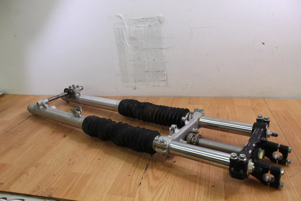 Conjunto de horquilla delantera Honda XR200R 2001 Foto 2 de 4