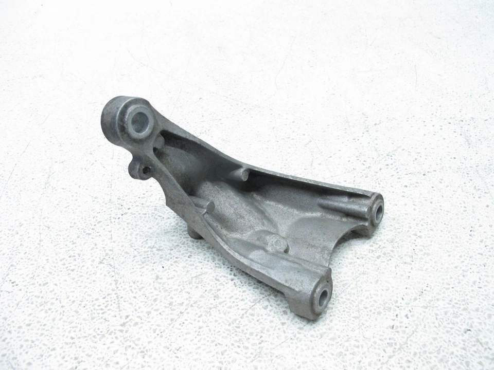 04-09 SOPORTE SOPORTE MONTAJE MOTOR AUDI B6 B7 S4 4.2 CONDUCTOR IZQUIERDO OEM 102324 Foto 3 de 4