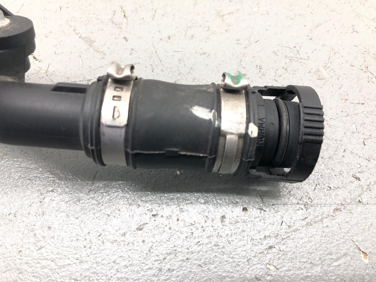 2020-2023 MCLAREN GT AIR INTAKE MISC HOSE PIPE LINE W/SENSOR 22FA032GP OEM 2021