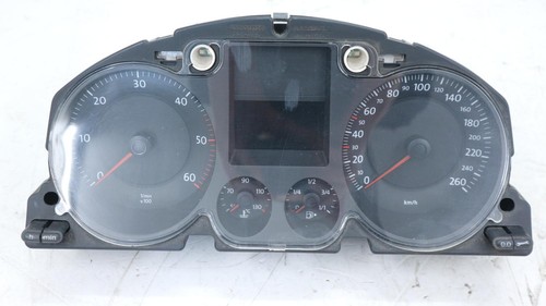 VW Passat 3C 1.9  TDI Tacho Kombiinstrument 3C0920851D