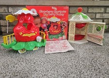 Strawberry Shortcake Vtg 1980s Big Berry Trolley With Box  Garden House Gazebo