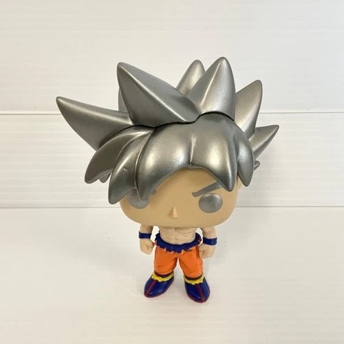 Goku Ultra Instinct #386 - Dragon Ball Z - Loose Funko Pop Figure - Free Postage