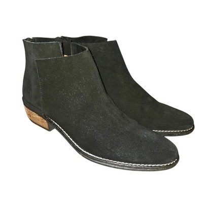 Very Volatile Aldworth Booties Women 10 Black Suede Rear Zip Low Stacked Heel