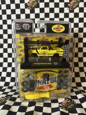 M2 Machines 1978 Dodge W200 Power Wagon Pennzoil Model Kit Wmts05